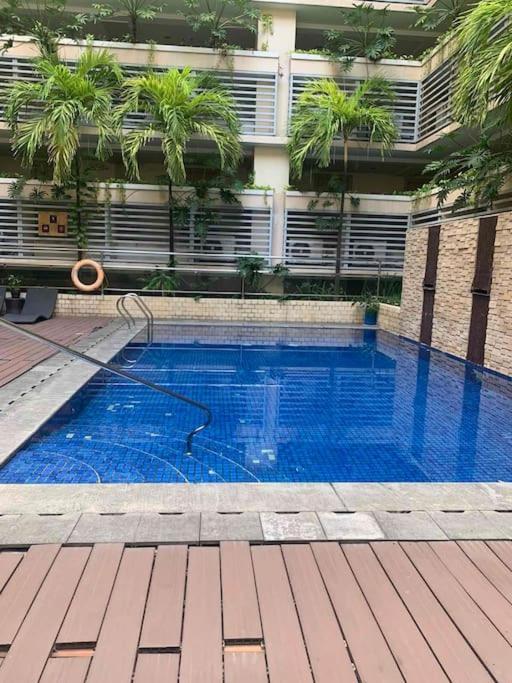 Apartment Lovely Near Naia Terminal 3